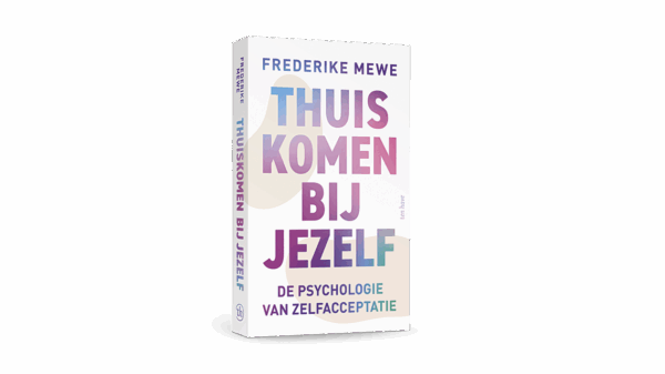 Ontdek 'Thuiskomen bij jezelf' van Frederike Mewe, een inspirerend boek voor iedereen die verlangt naar een authentiek leven, vrij van oude patronen en angsten.