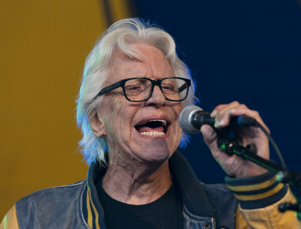 Rudy Bennett, legendarisch leadzanger van The Motions en icoon van de Nederpop met hits als 'Wasted words', is te gast bij De weekendborrel op NPO Radio 5.