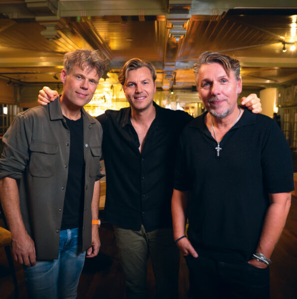 Slotaflvering Onvergetelijke Liedjes: het muzikale duel tussen Palingsound (3JS) en Hiphop (Broederliefde). Ook Hannah Mae en Nielson coveren vergeten nummers.