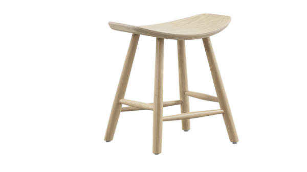 Maak kans op de Silja kruk van Sav & Økse t.w.v. € 109! Deze massief eikenhouten kruk is exclusief verkrijgbaar bij De Machinekamer in Utrecht, Rotterdam en Zaandam.